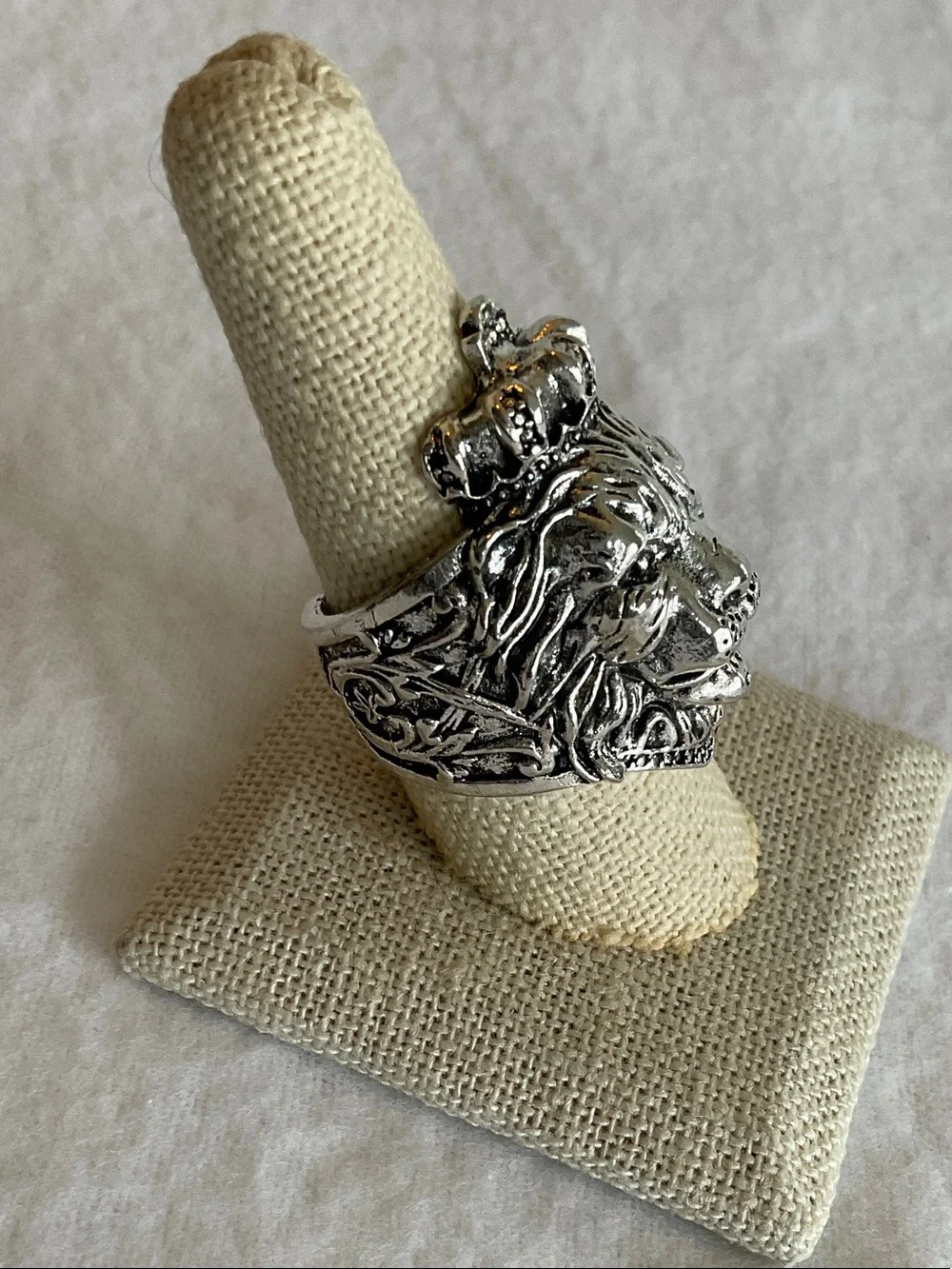 Silver Lion Head Crown Ring Size 10